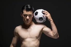 西甲：皇家社会3-2击败巴列卡诺